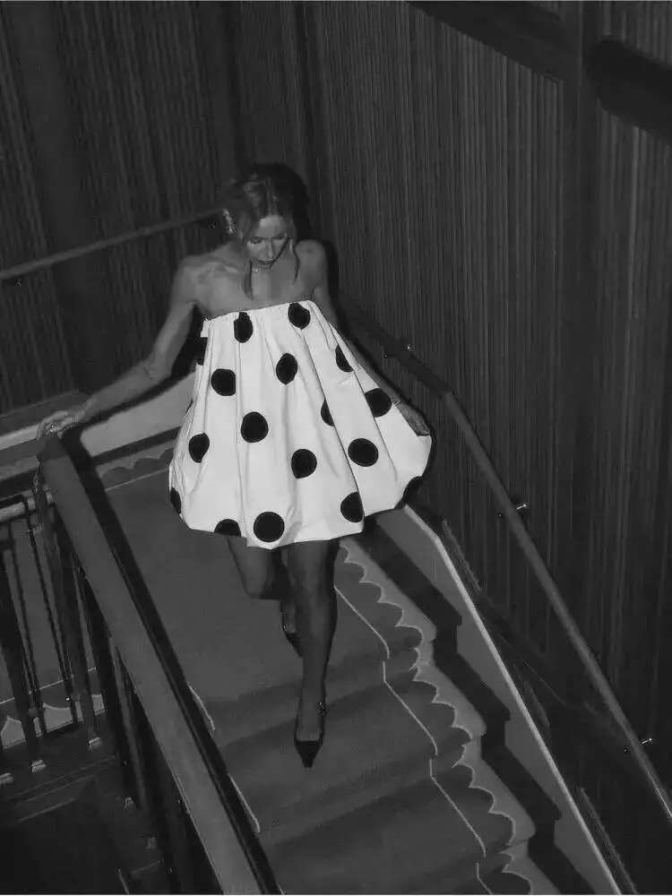 Robes d'été à pois pour femmes, Sexy, sans bretelles, sans manches, Mini, élégantes, classiques plissées, tenues de fête