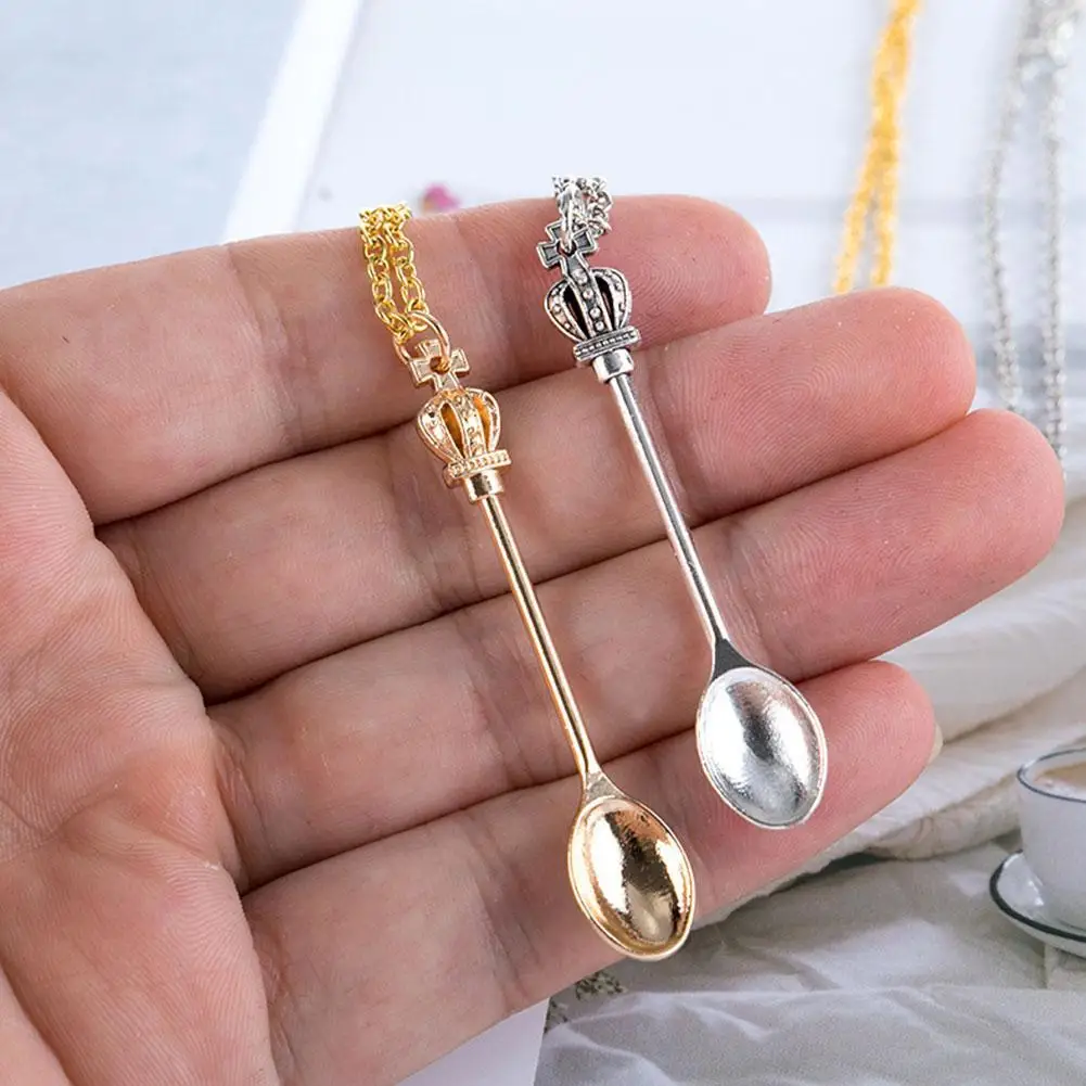 Fashion Mini Crowns Spoon Necklace 5 Colors Vintage Mini Teaspoon Pendant Necklaces Cosplay Keyring Key Chain Toys Gifts