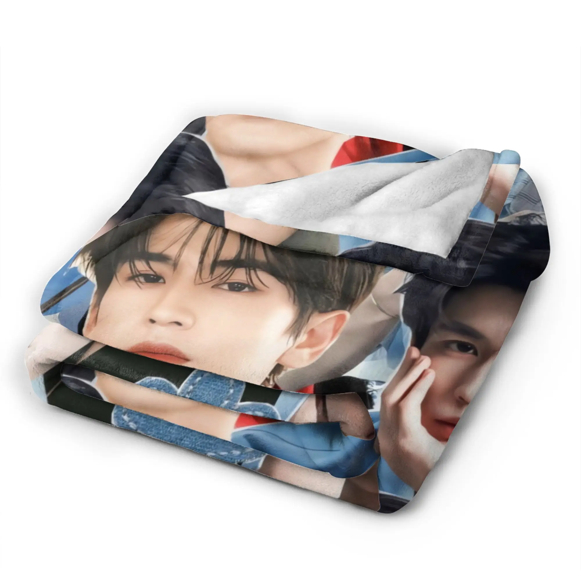 Zhang Linghe Blue Aesthetic Preppy Idol Blankets Quality Soft  Throw Blanket Winter Child Couch Chair Novelty Bedspread