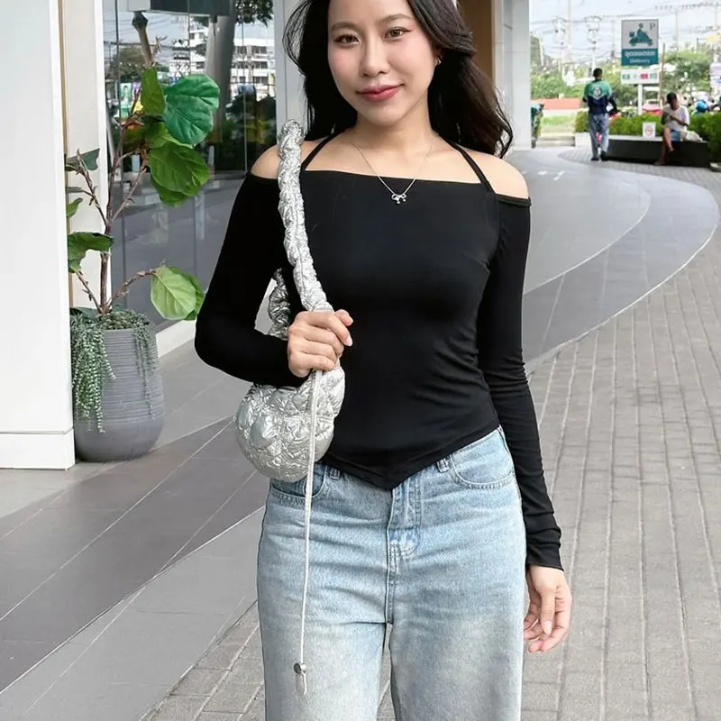 تي شيرت نسائي مكشوف الكتفين ، تي شيرتات بأكمام طويلة ، تيشيرتات ضيقة غير رسمية ، تيشيرت أنيق متعدد الاستخدامات للسيدات ، ملابس شارع سوداء ، موضة جديدة ، خريف