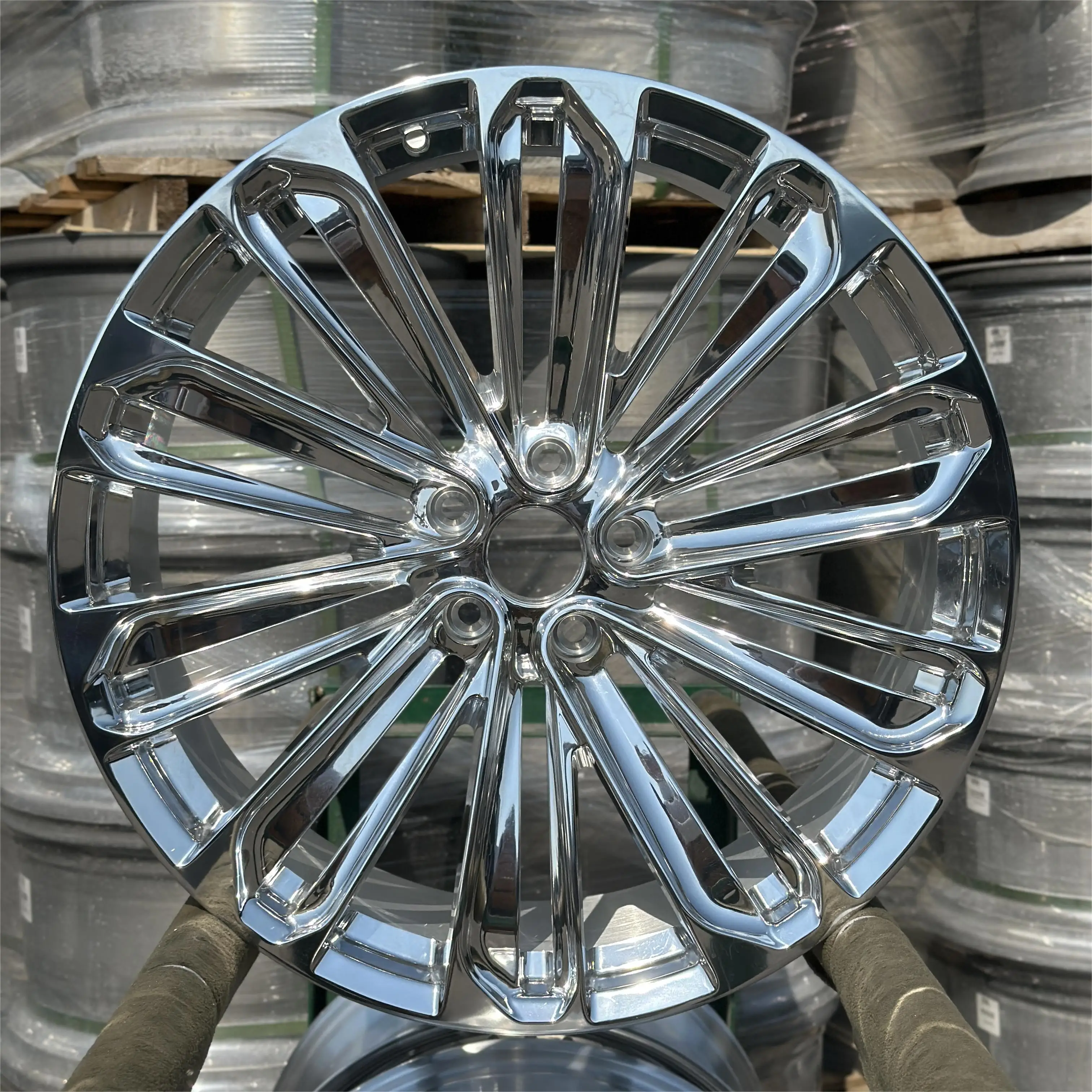

Custom One-piece Polish Forged Wheel Custom Wheel Rim 16-30 Inches 6061-T6 Aluminum Alloy for Modification