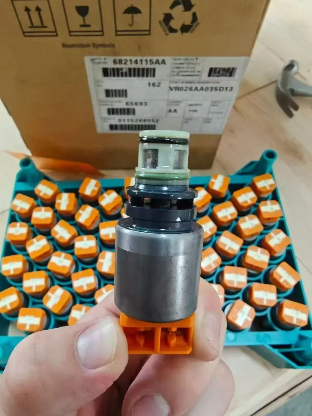 Solenoid Valve for Jeep Chrysler Honda 9-Speed 14-17 8HP45 8HP50 8HP70 Replace the Original Factory 9-valve