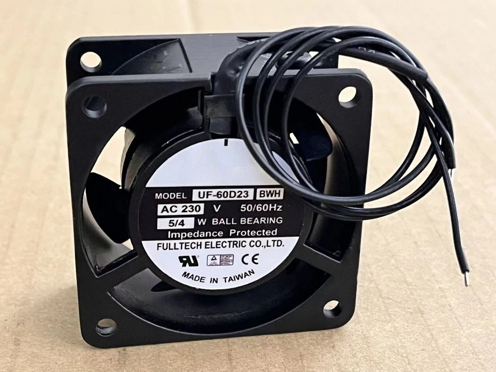 PARA FULLTECH UF-60D23 BWH 6030 AC220V Ventilador de resfriamento de bola de alta qualidade