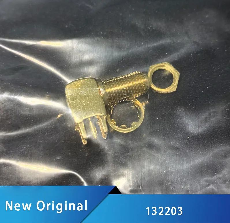 New 132203 RF Connectors / Coaxial Connectors SMA 0Hz To 12.4GHz 50Ω Solder RA Thru-Hole Gold