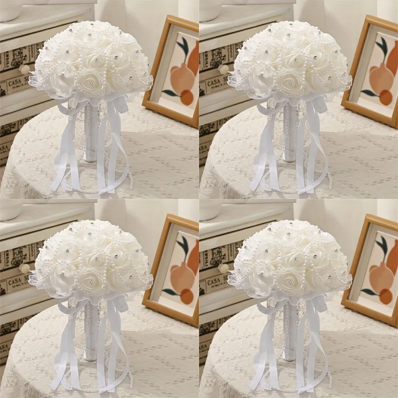 Bride's wedding bouquet, romantic floral design suitable for various wedding styles, light and elegant, a moment of happiness