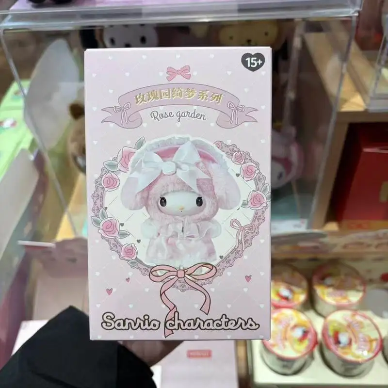 

Новинка в наличии: Оригинальная серия Sanrio «Розовый сад» — плюшевая кукла Melody Kuromi My Sweet Piano, серия «Лолита», подарочная плюшевая кукла в закрытой упаковке.