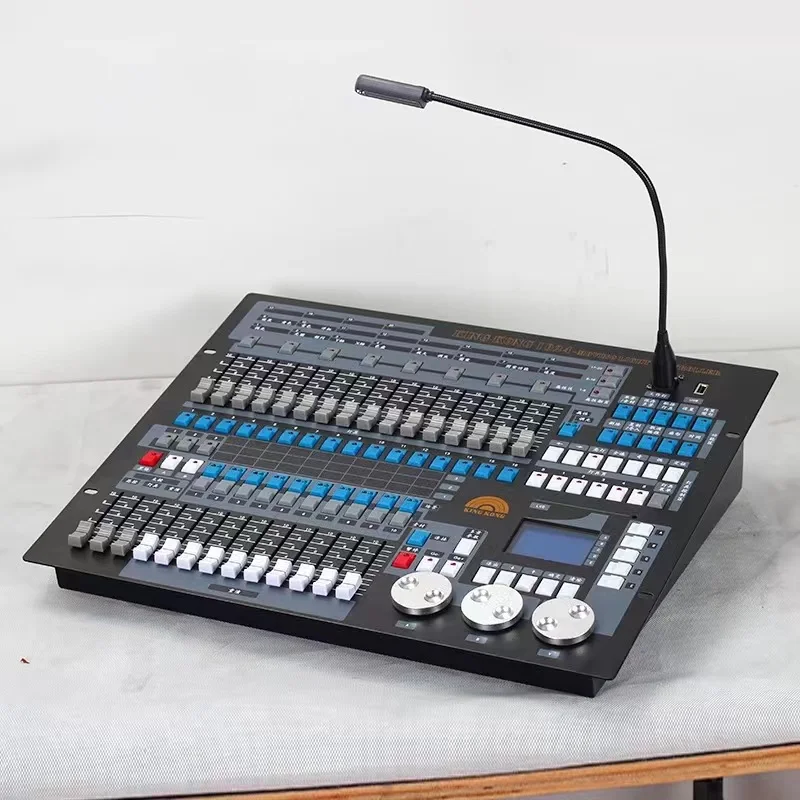 

DMX Console 1024 Channels With Flight Case for Professional Stage Light Consoles Control Equipment
