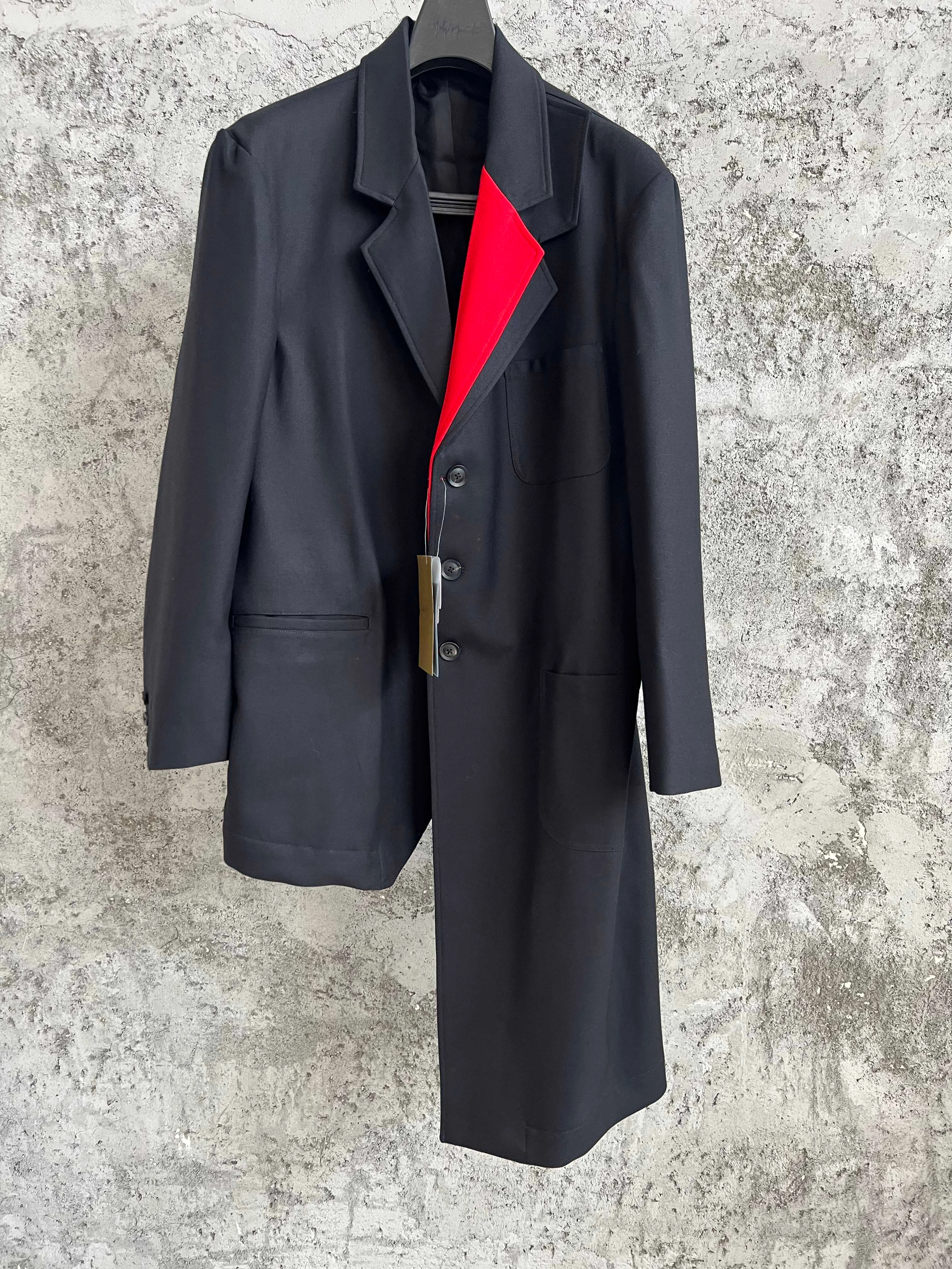 

TOP-YAMAMOTO artificial silk left double-layer black and red two-tone thin jacket suit, a niche Japanese designer