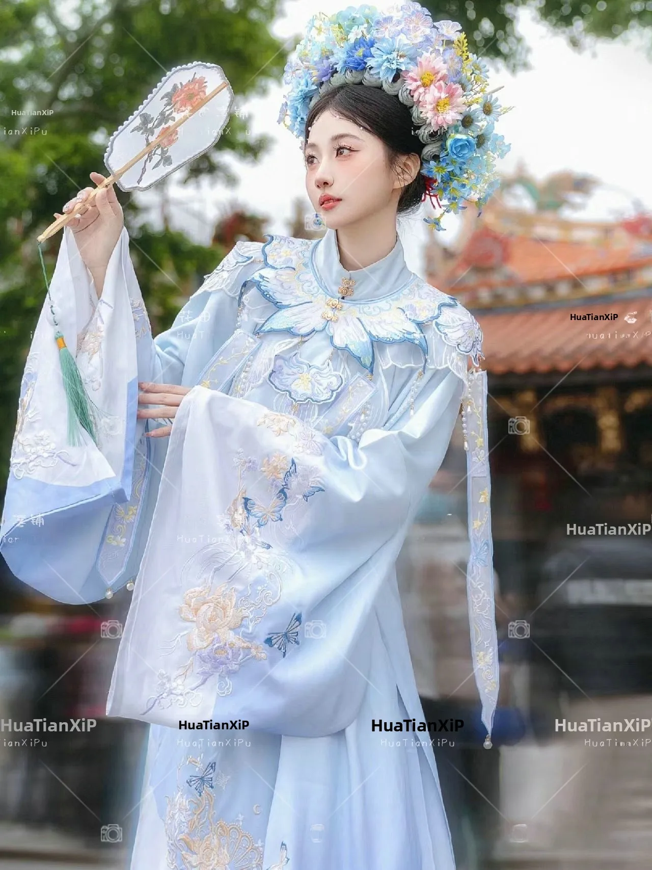 

Hanfu Ancient Costume Women's Floral Hairpin Ming Dynasty Outdoors Photography Traditional Ethnic Style Outdoor Travel Photos...