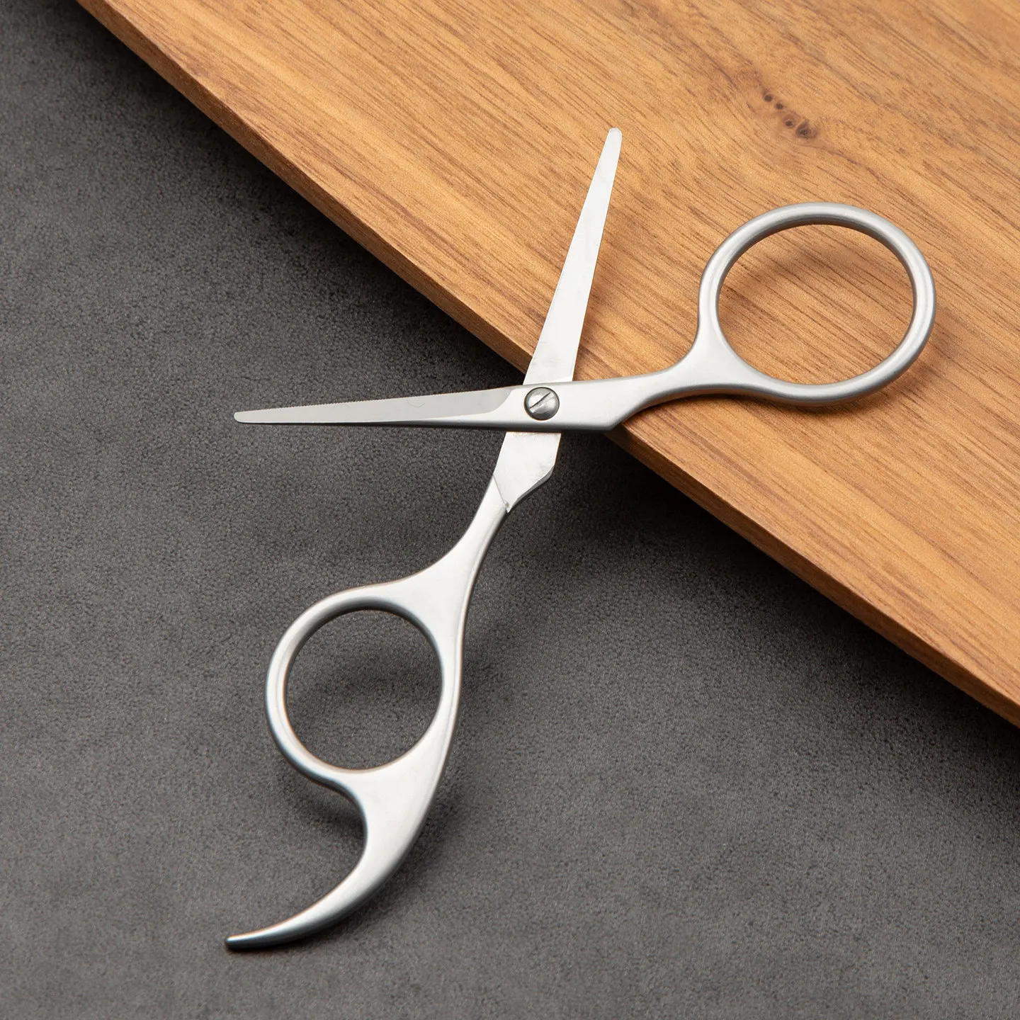 Mini Edelstahl Nasenhaarschere mit Rundem Kopf, Schönheits-Trimmer, Tragbarer Ergonomischer Nasenhaarschneider