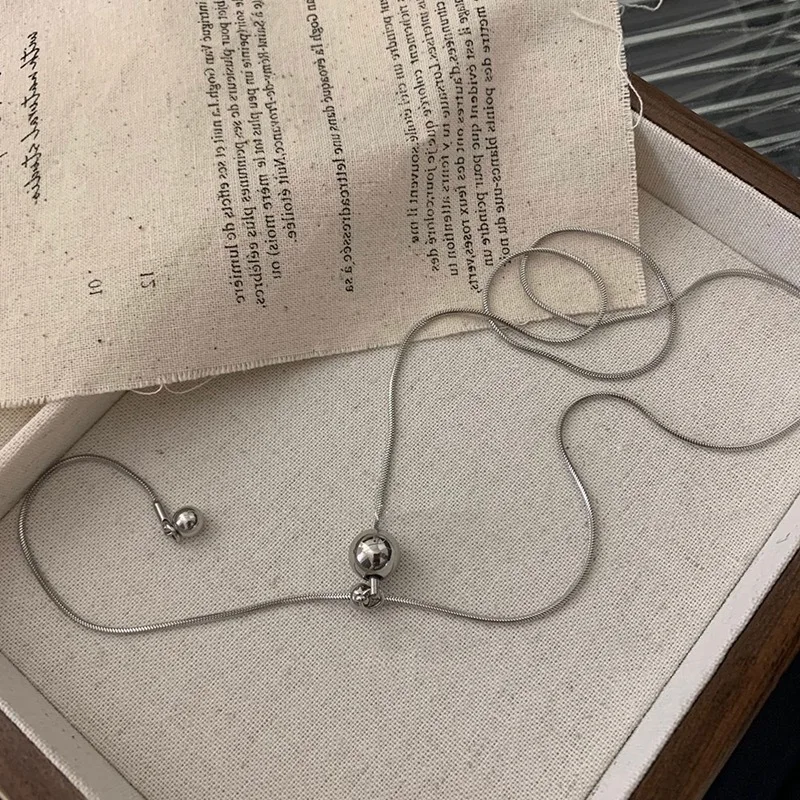 LATS شخصية الفولاذ المقاوم للصدأ مطرز الكرة قلادة قلادة للنساء فضية اللون طبقة مزدوجة الهيب هوب روك المختنقون مجوهرات