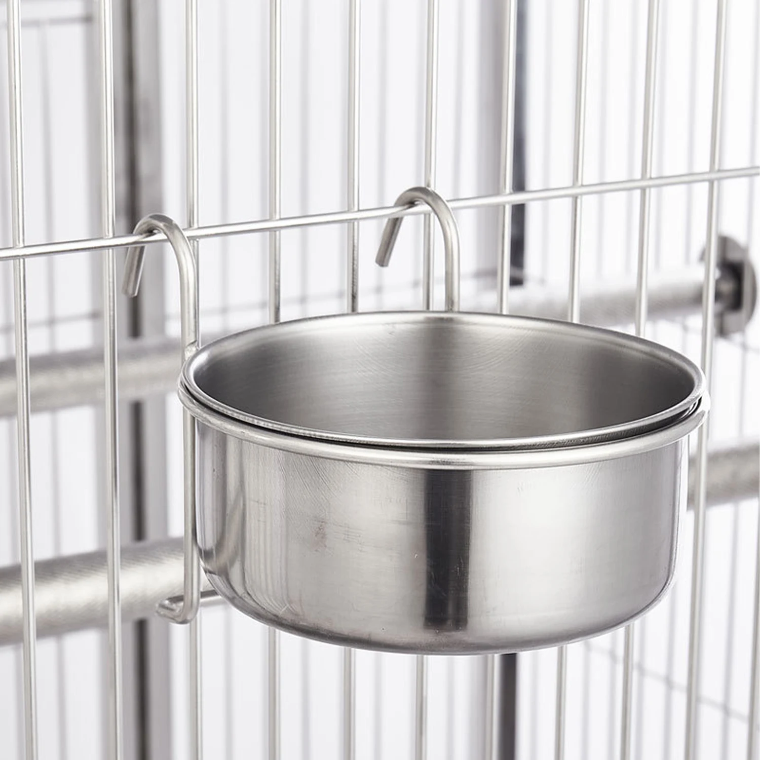 Durable Hanger Cage Cup Stainless Steel Pet Feeding Tools Stationary Dog Bowl Hanging Feeder Dish Travel Food Water Bowls New