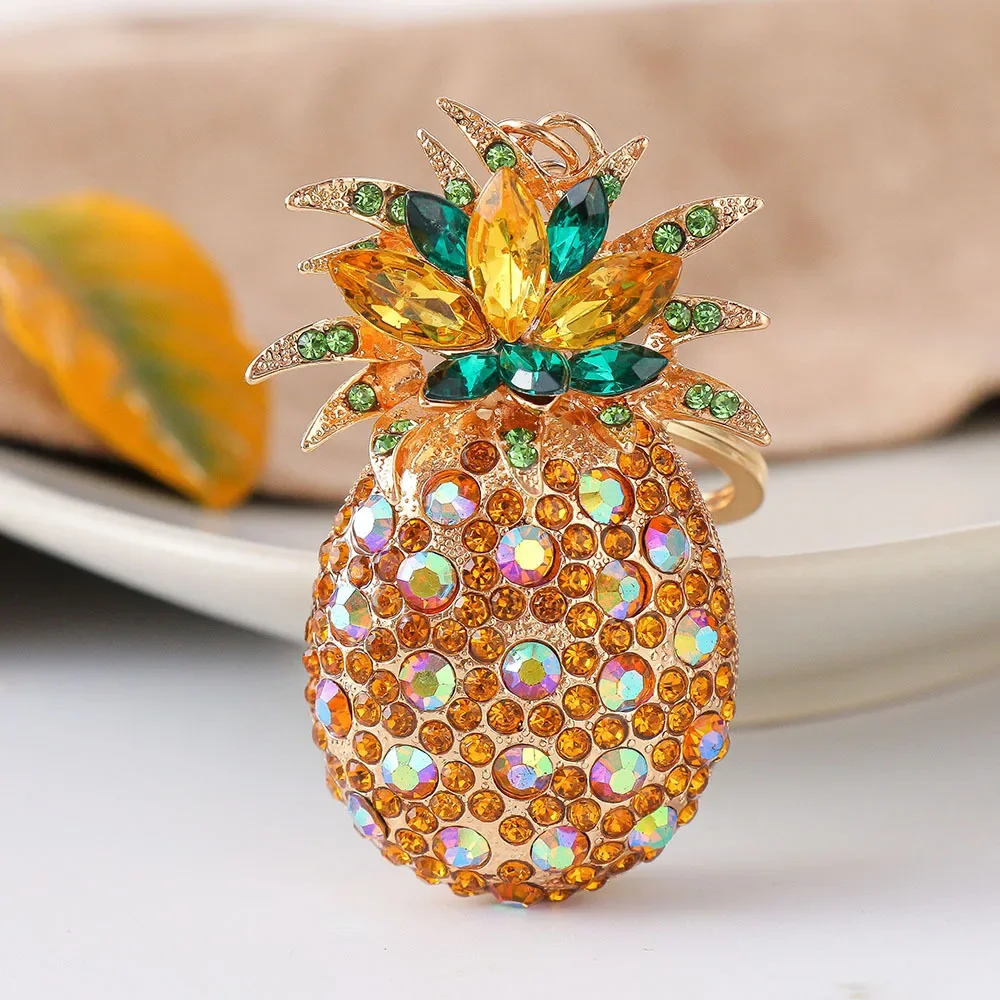 Yellow Rhinestone Pineapple Keychain Creative Cute Car Key Chain Women Bag Accessories Key Ring Tropic Fruit Metal Pendant