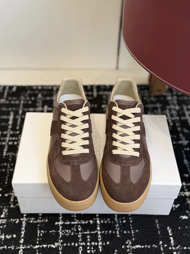 Spenneooy Autumn Winter New style Sports shoes Lace Up Thick sole Woman black Leisure Genuine leather material Sports shoes