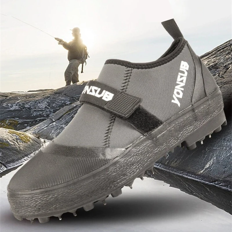 Fishing Shoes, Outdoor Sand Beach Climbing Hunting Reef Rock Shoes, Sea Fishing Upstream Shoes, Spikes Sole Men Women Boots