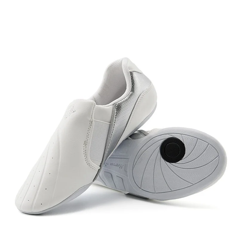 Taekwondo Shoes Professional Soft Sole Widened Training Men Martial Arts Sanda Breathable Karate Shoes For Women Wrestling Shoes