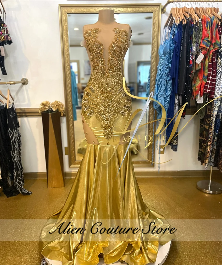 Squisiti abiti da ballo a sirena in pelle dorata con cristalli di perline ritagliati abito da compleanno con diamanti abiti da ballo Senior personalizzati