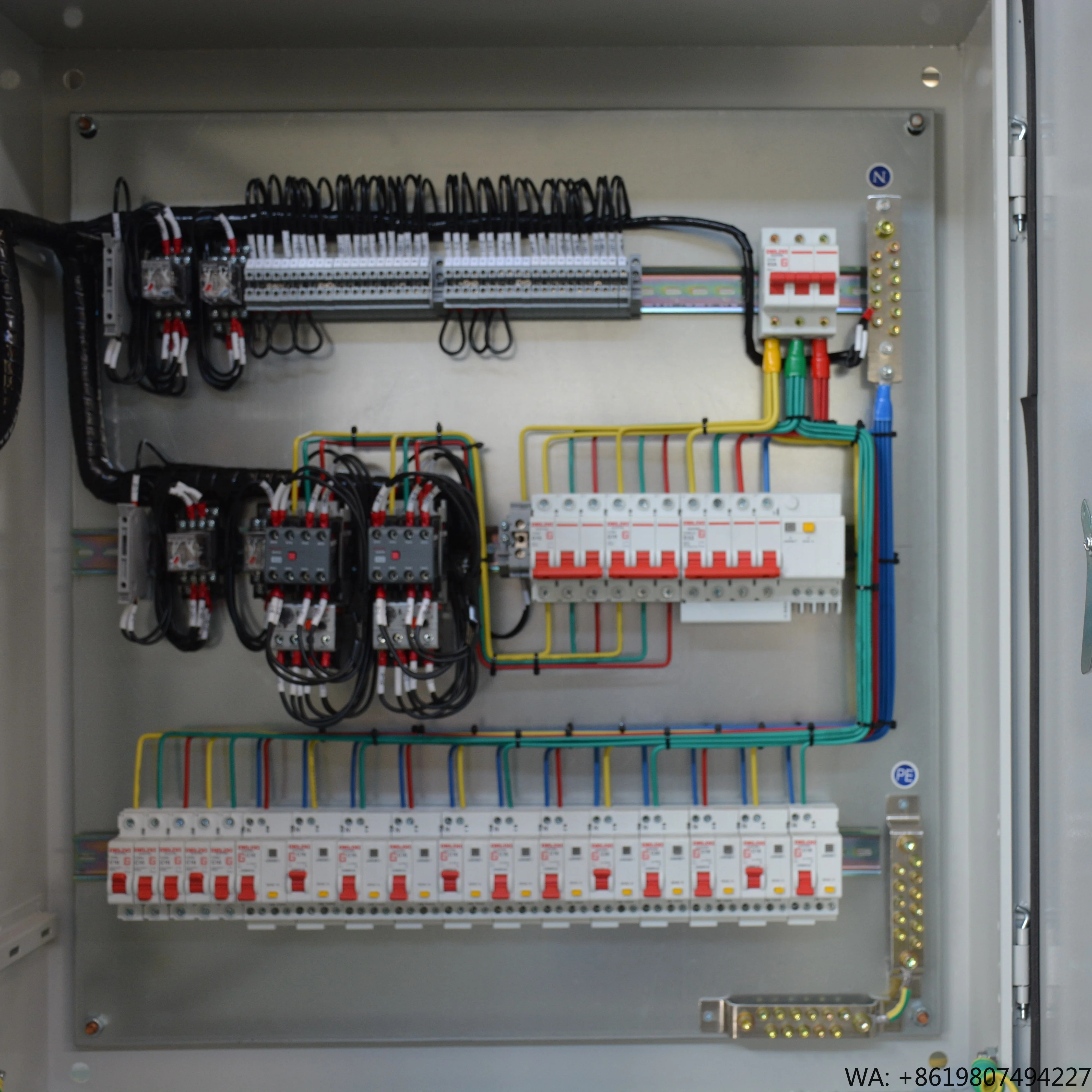 Control Box for Distribution Cabinet Engineering Non-standard Customized IP55 Rated 24 Sockets 400V/690V Model XL
