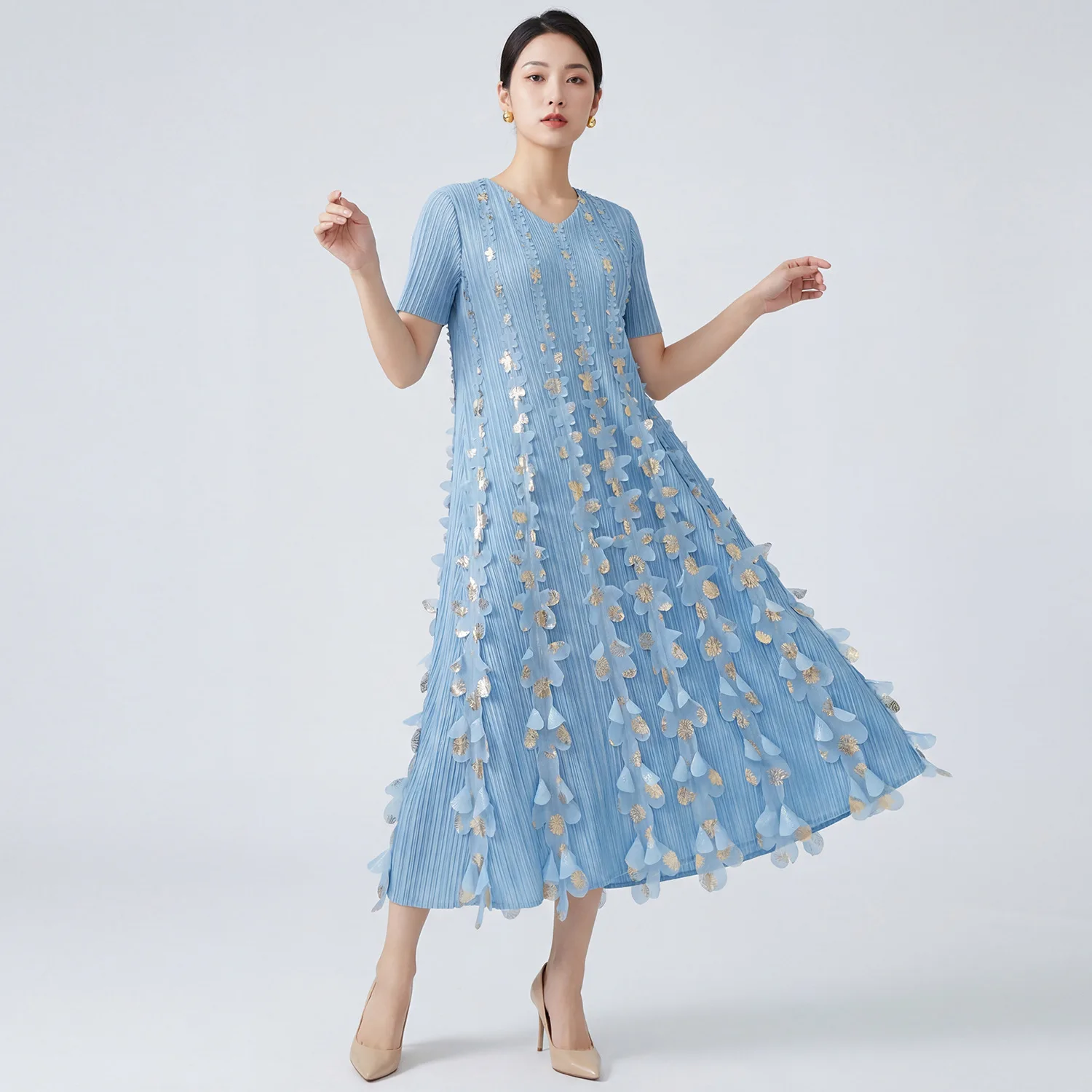 

Юбка-платье Мияке плиссированная, летняя, новый дизайн, нишевая, с объемными цветами, свободная, с завязками, стройнящая, А-силуэт, средней длины