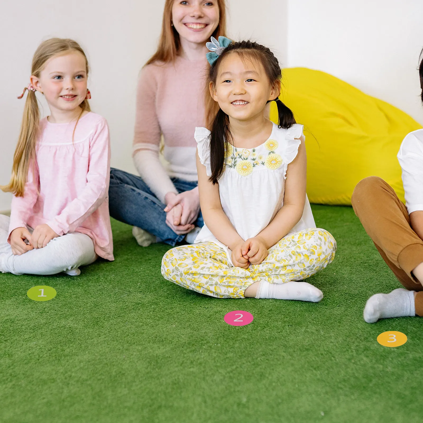 

100 шт. клейкие наклейки с номерами, цветные этикетки, самоклеящиеся номерные бирки для классной комнаты, офиса, хранения бутылок, классификация