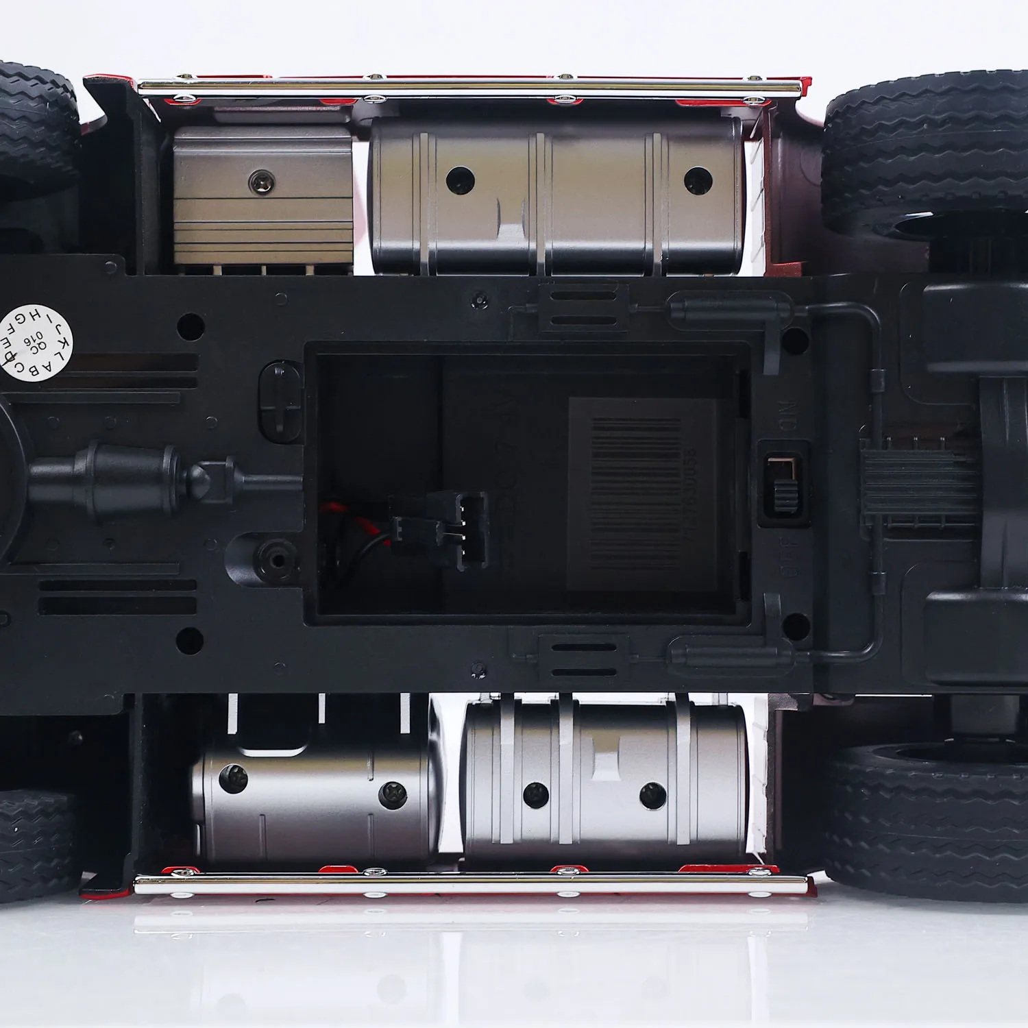 1501A 1/18 HUINA RC Traktor und 3-Achs-Sattelanhänger 19CH RTR 770S 2.4G Sound-Licht-System Ferngesteuertes LKW-Modell – Detail 32