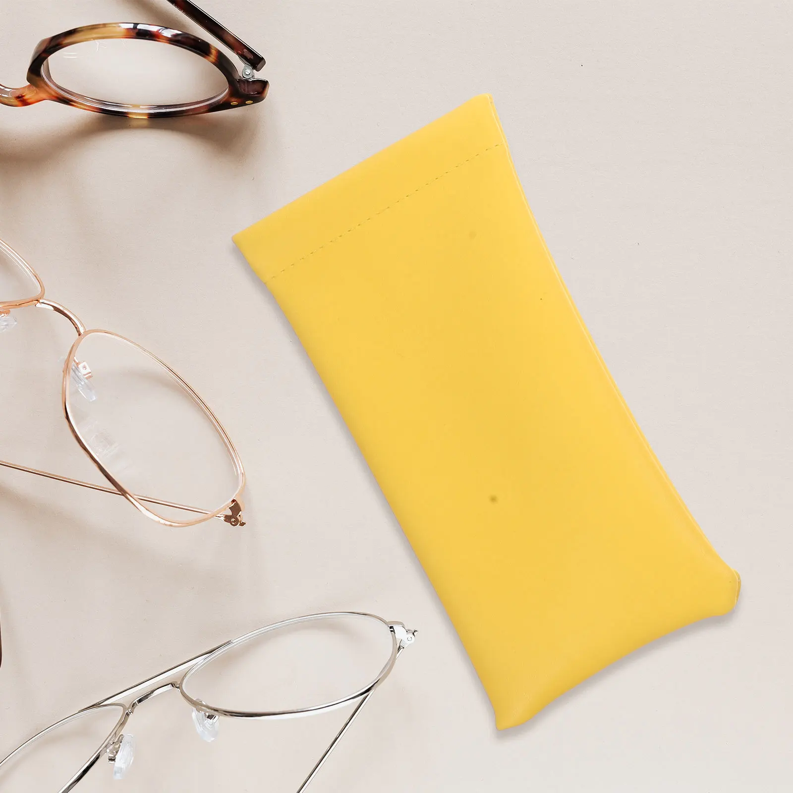 

3Pcs Glasses Pouch Soft Eyeglass Case Portable Protective Travel Sunglasses Holder Lightweight Scratch Resistant