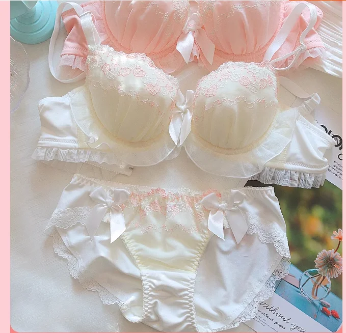 Japanese cute girl bra underwear set sweet and cute my melody kawaii lingerie briefs gathered lolita seamless bra and panty set