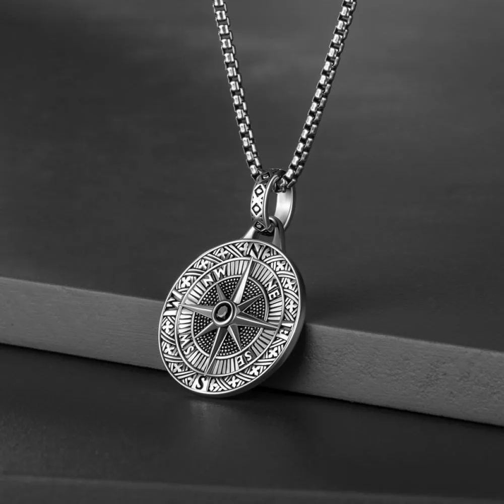 Retro Compass Pointer Pendant Men Hip Hop Long Sweater Chain Streetwear Fashion Jewelry Gift