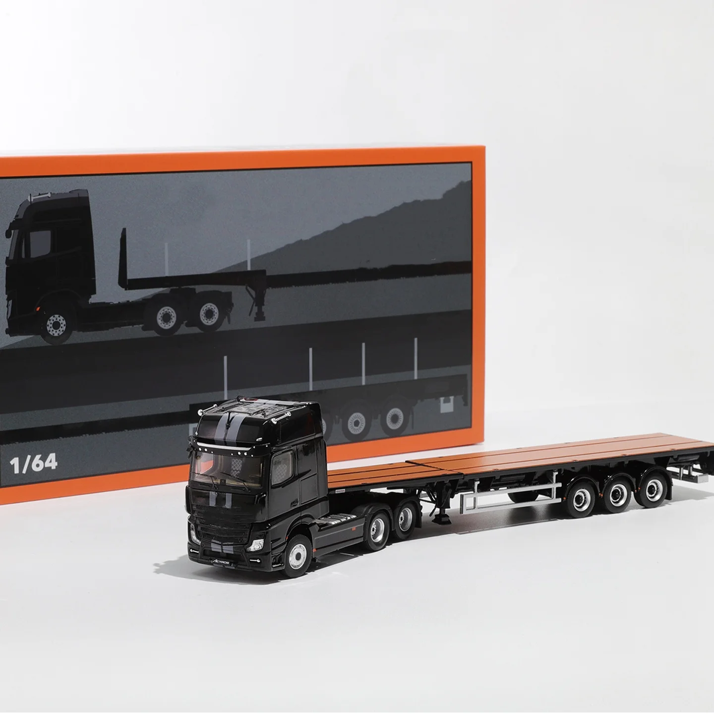 

GCD 1:64 трехосный трактор с прицепом и выдвижным прицепом, коллекция моделей автомобилей из сплава, подарок