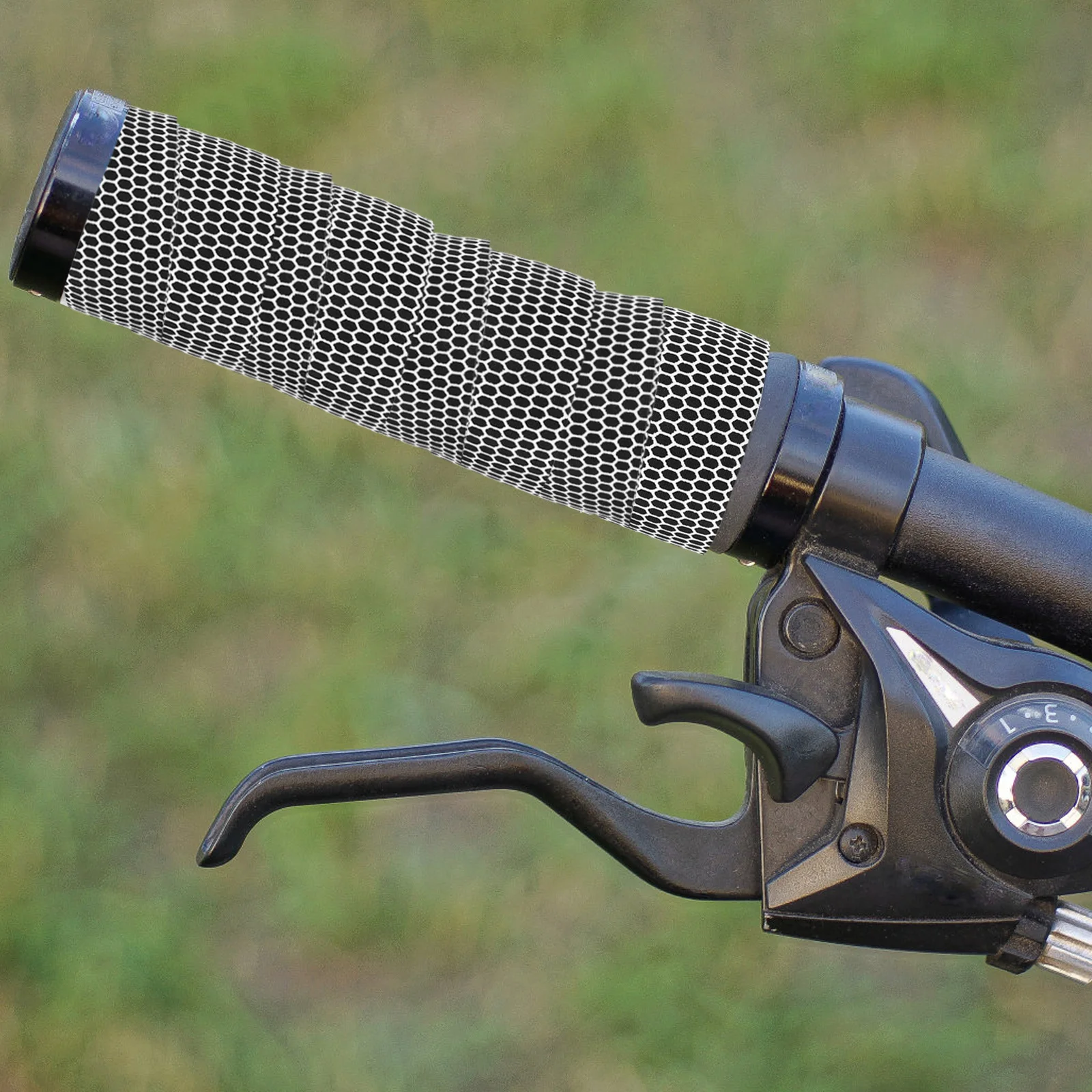 

2Set Bicycle Handlebar Tapes Honeycomb Silicone Nonslip Wrap Road Bike Grip Tape Cycling Handle Covers Sweat Absorbing Vibration