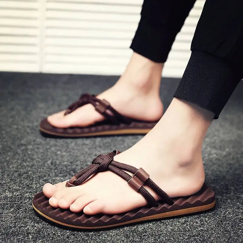 2026 Summer New Premium Men's Thong Slippers Anti slip Flip Flops Stylish High Beach Sandals Comfortable Casual Outdoor Daily