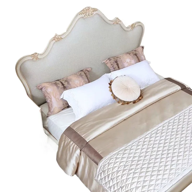 

Court bed