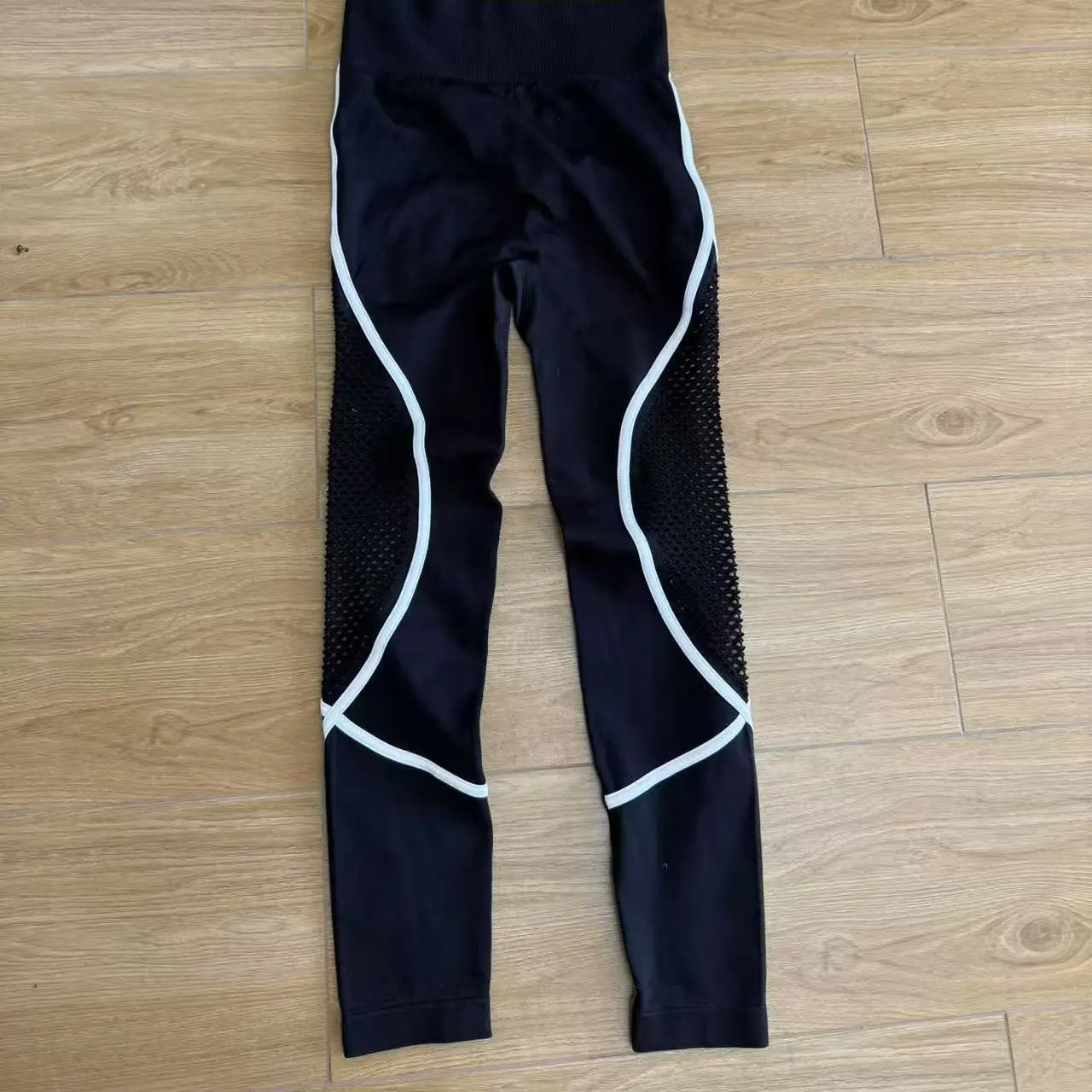 Leggings de sport pour femmes avec entrejambe zippé et découpes, effet fessier galbé, pantalon de sport moulant, sexy, pantalon de gym