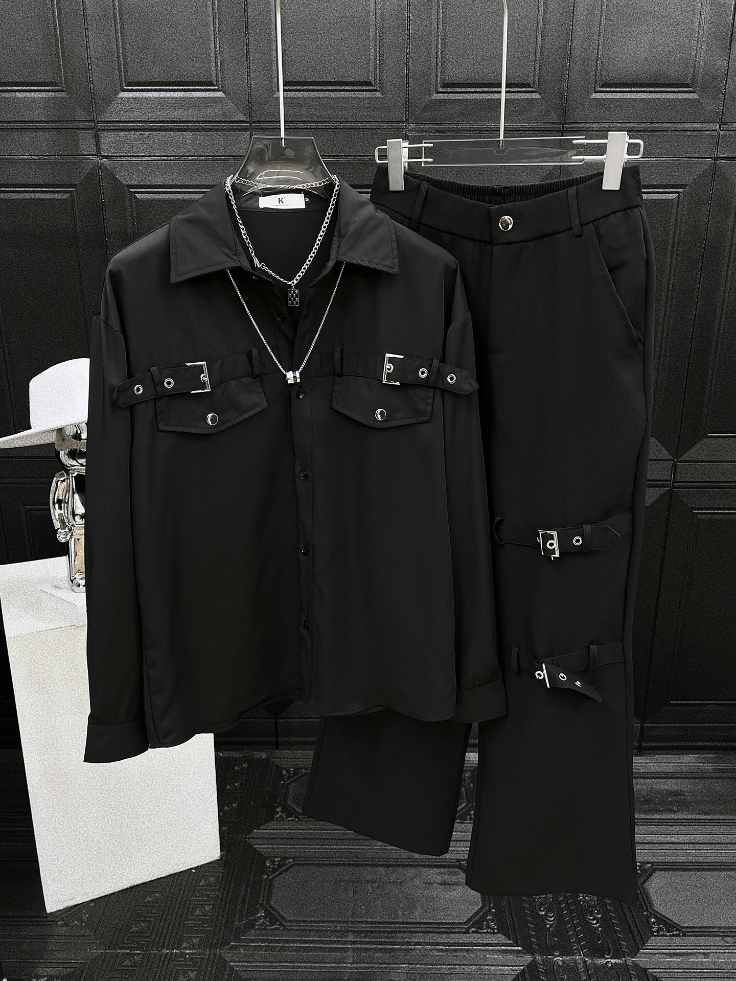 Men's 2025 New Trendy Metal Buckle Strap Design Chic Trousers Men's Loose Straight Casual Trousers Fashion Versatile Black Pants