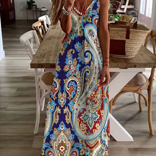 Vestido largo de verano de vacaciones en la playa