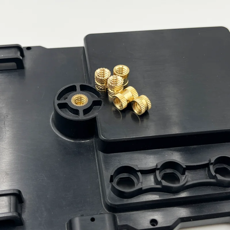 1/4 Messing Wärme satz Einsatz mutter Zoll Größe gerändelt Doppel-Twill-Schmelz formteil Spritzguss eingebettete Kupfer Einst eck mutter 3D-Drucker – Detail 7