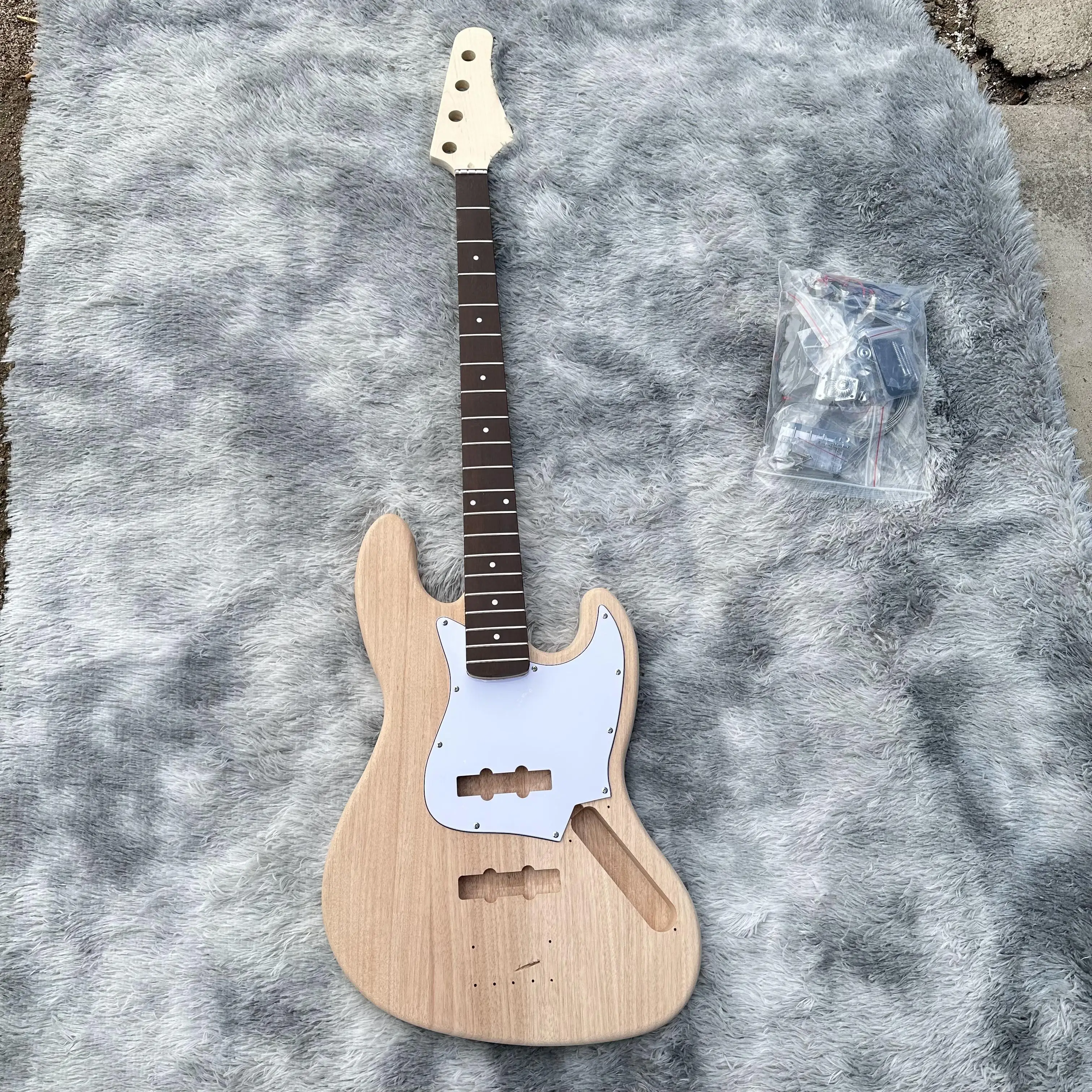 

GP-style DIY electric guitar kit with mahogany body, enjoy free delivery service