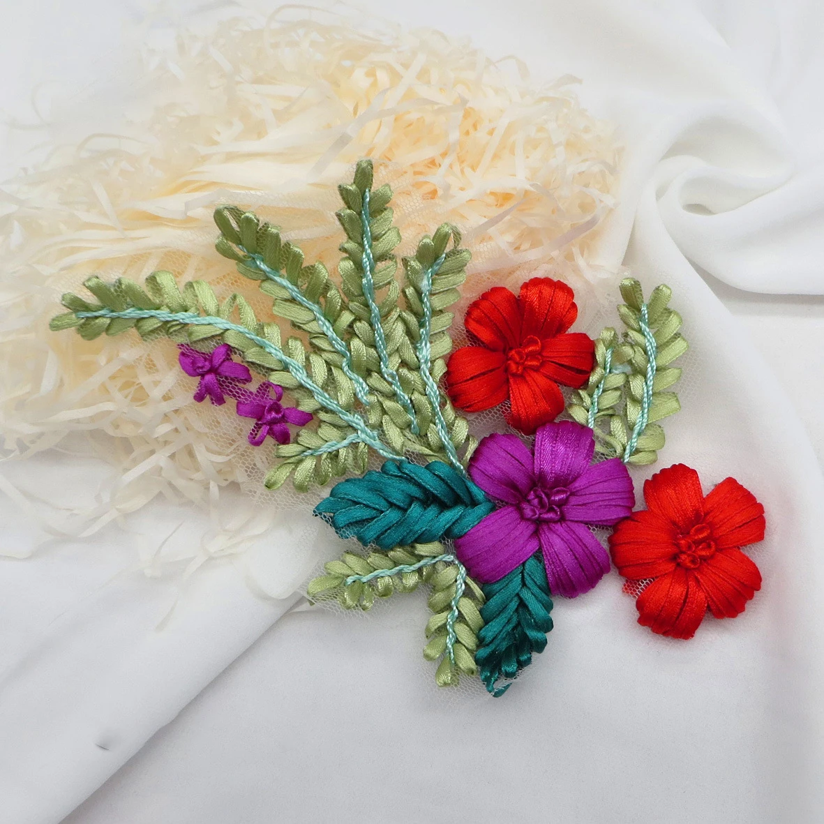 

5pcs retro ribbon embroidery flower cloth patches for Clothes Evening gown chest flower cloth sticker DIY Pillow flower patch