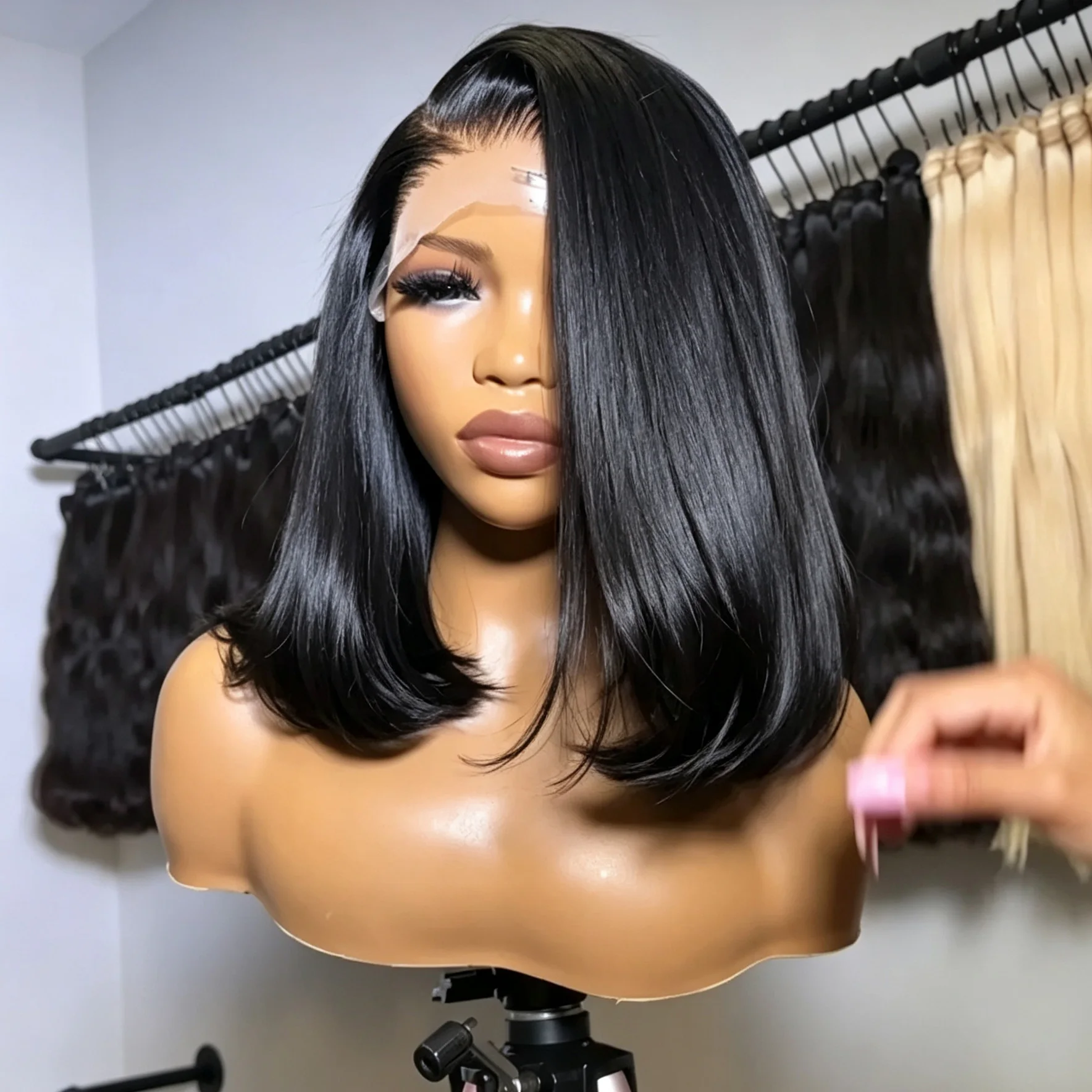 Straight Short Bob Wig 13x4 HD Transparent Lace Frontal Wig 100% Human Hair Beginner Friendly Natural Black 4x4 Lace Closure Wig For Women