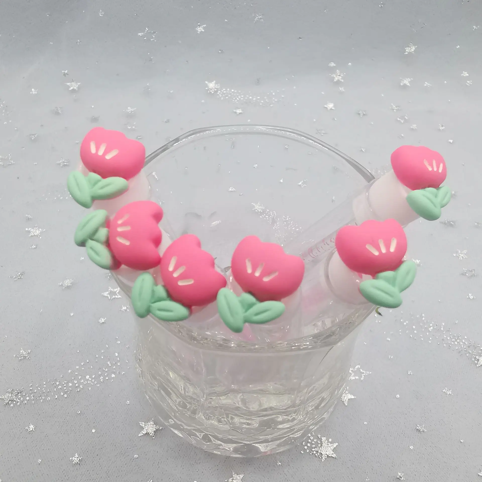 

10Pcs Flower Eyelash Brush with Tube Transparent Tube Comb Independent Disposable Eyelash Brush Tubes Portable Lash Brush Tool