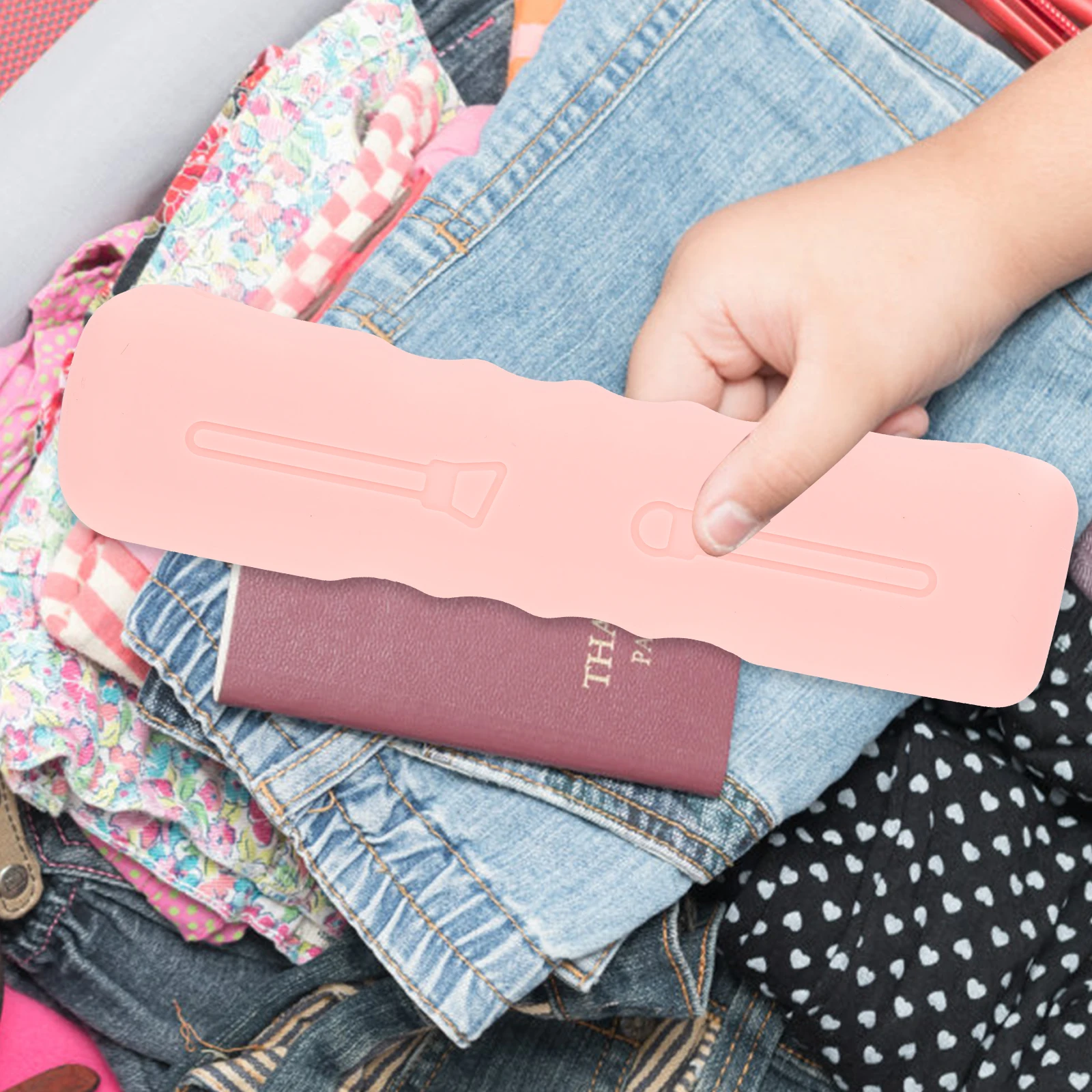 

4 шт., силиконовый держатель для кистей для макияжа, дорожный чехол для губки для макияжа, сумка для хранения яиц, пыленепроницаемый, дышащий для женщин и девочек, подарок