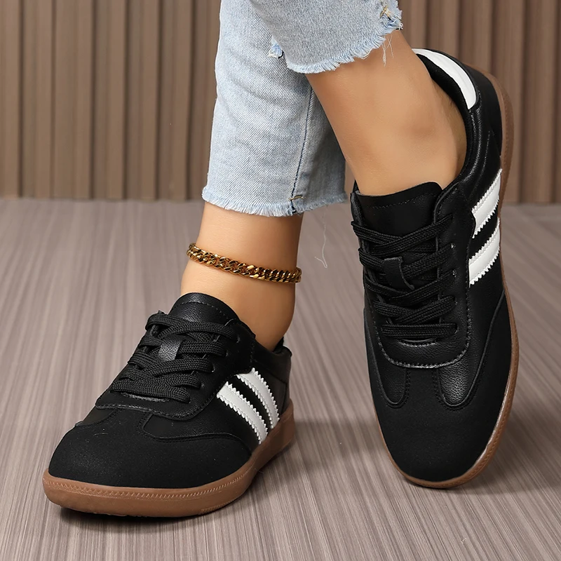 Die gestreiften Retro-Sneaker im deutschen Stil für Damen sind bequem, weich, rutschfest und eignen sich für Alltagsspaziergänge, Sport und als flache Schuhe._voghion.com
