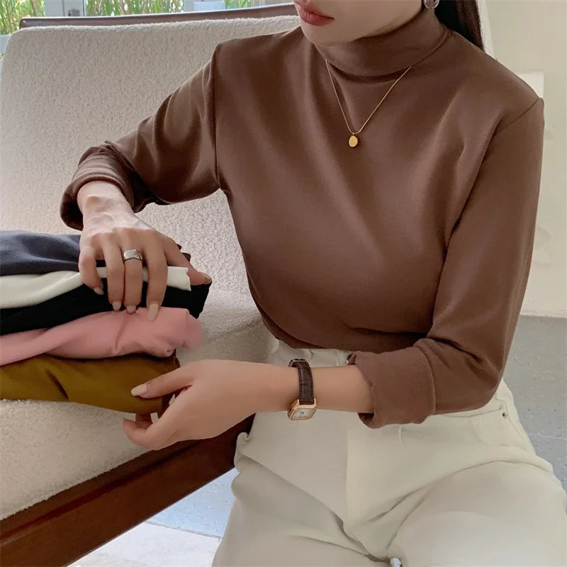 

Autumn Winter Velvet Turtleneck Solid Women's T-shirts 2025 New Long Sleeve Casual Korean Bottom Slim Knitted Tops Tee Female
