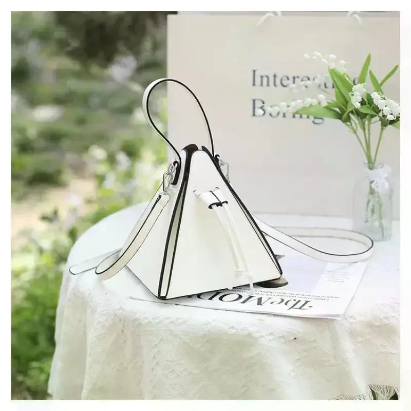 High Fashion Design Triangle Bag / High Quality Leather Bag For Women Crossbody Bag Shoulder Bag Handbag