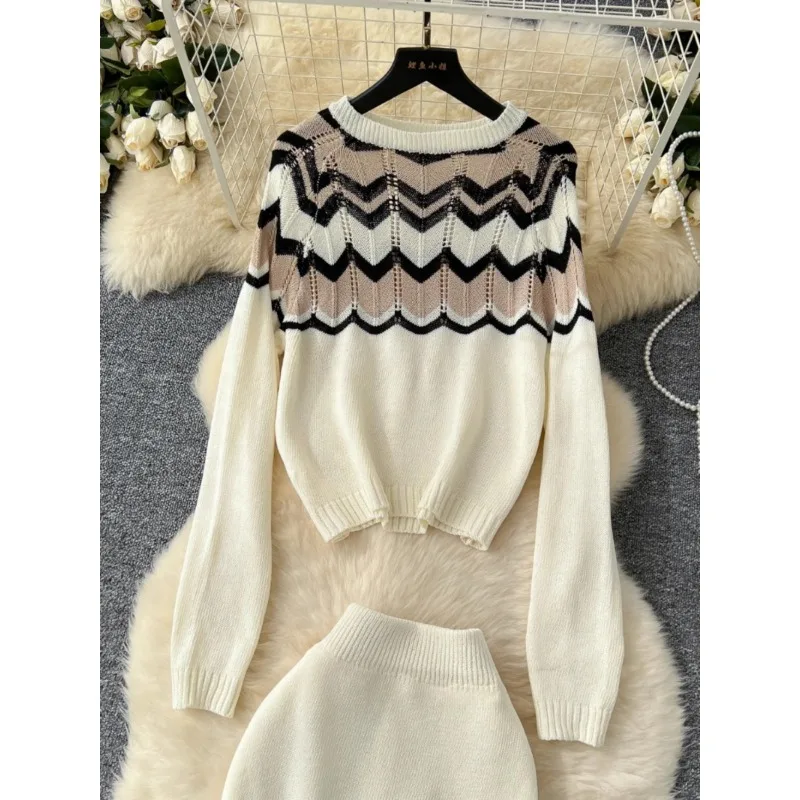 Korea Fashion Vintage Contrast Wavy O-neck Long Sleeve Knitted Sweater Tops High Waist Slim Skirt Women Two-piece Sets Autumn image 4