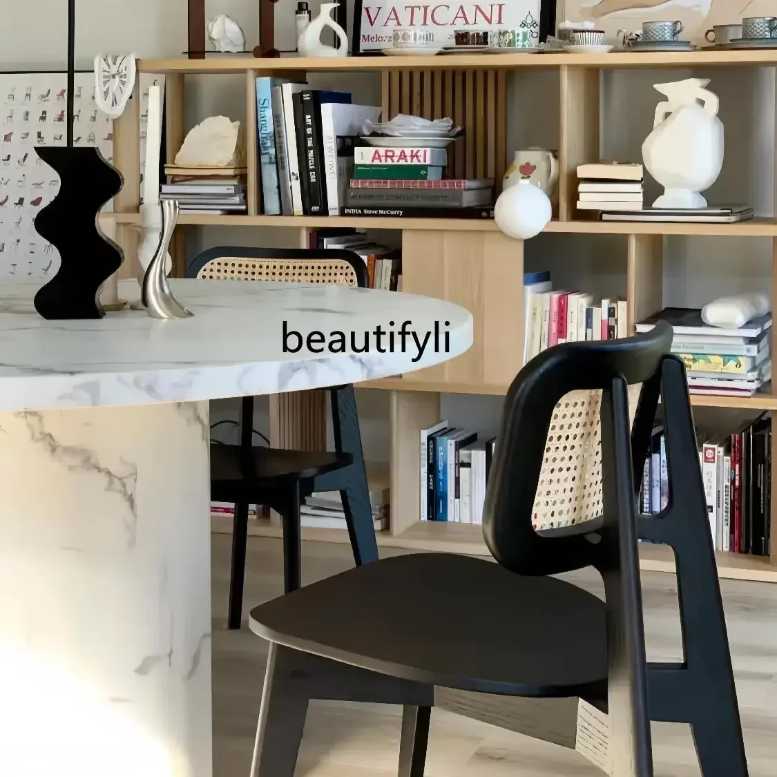 

YH5 French style, large white marble medieval fish belly white retro Nordic designer cream style round dining table
