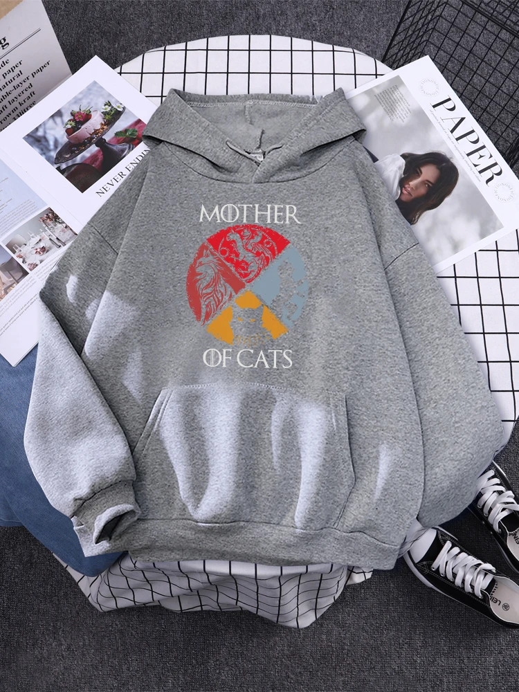 Cat Family Mother Of Cats Printed Hoodies Woman New Autumn Pullover Hip Hop Pattern Streetwear Comics Crewneck Hoodies Female