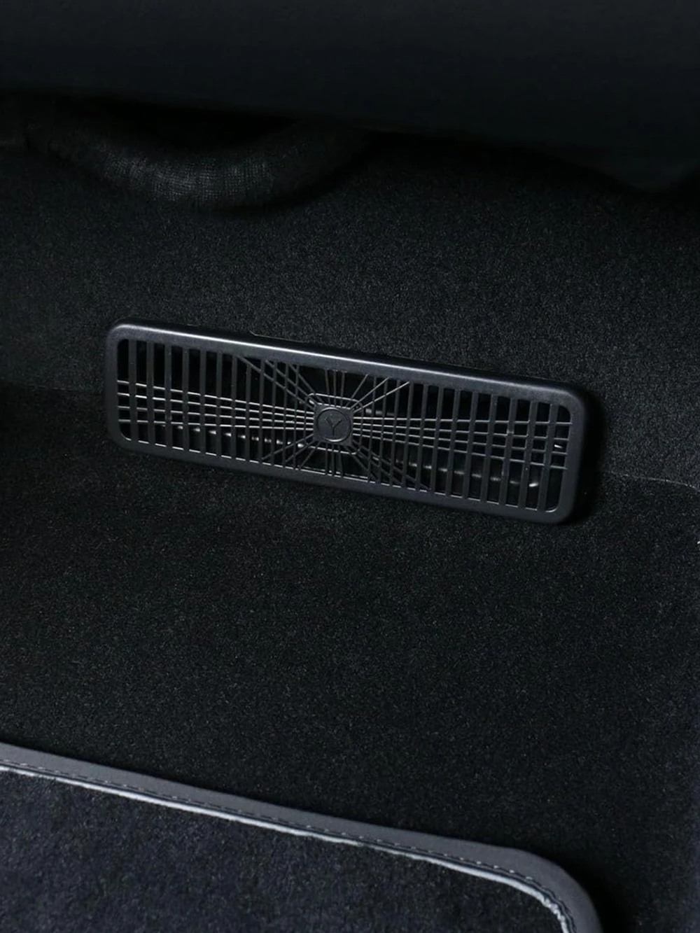 Für Tesla Modell 3Y Juniper 2025 2026 Unter Sitz Hinten Air Vent Schützen Abdeckung Anti-block Rücksitz Outlet Grille mesh Zubehör