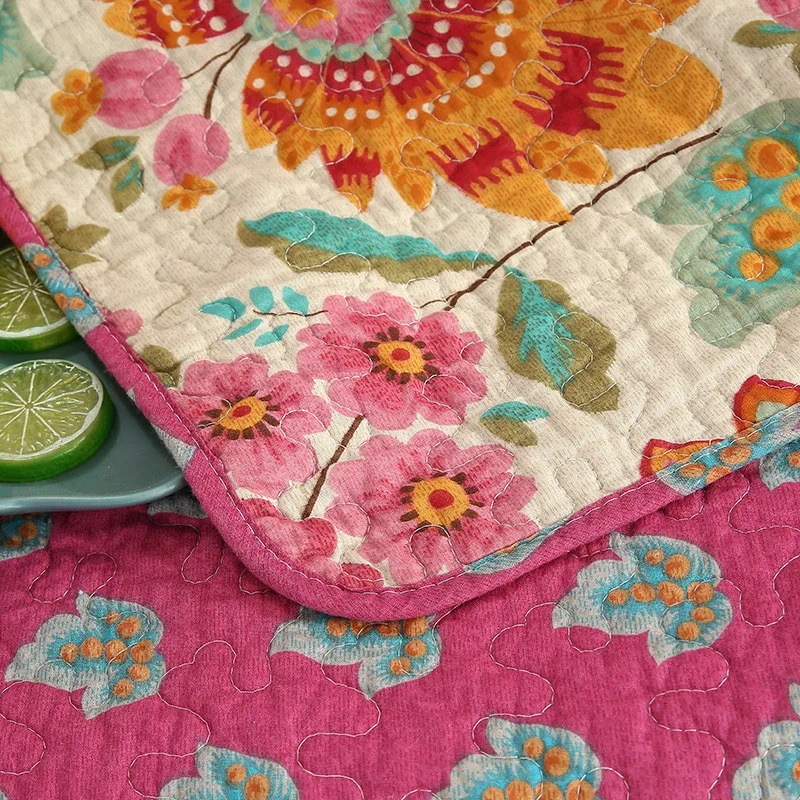 Cotton Quilted Bedspread on the Bed with Shams, Retro Floral Summer Quilt Blanket, Bedroom Coverlet, Cubrecam Bed Cover Colcha