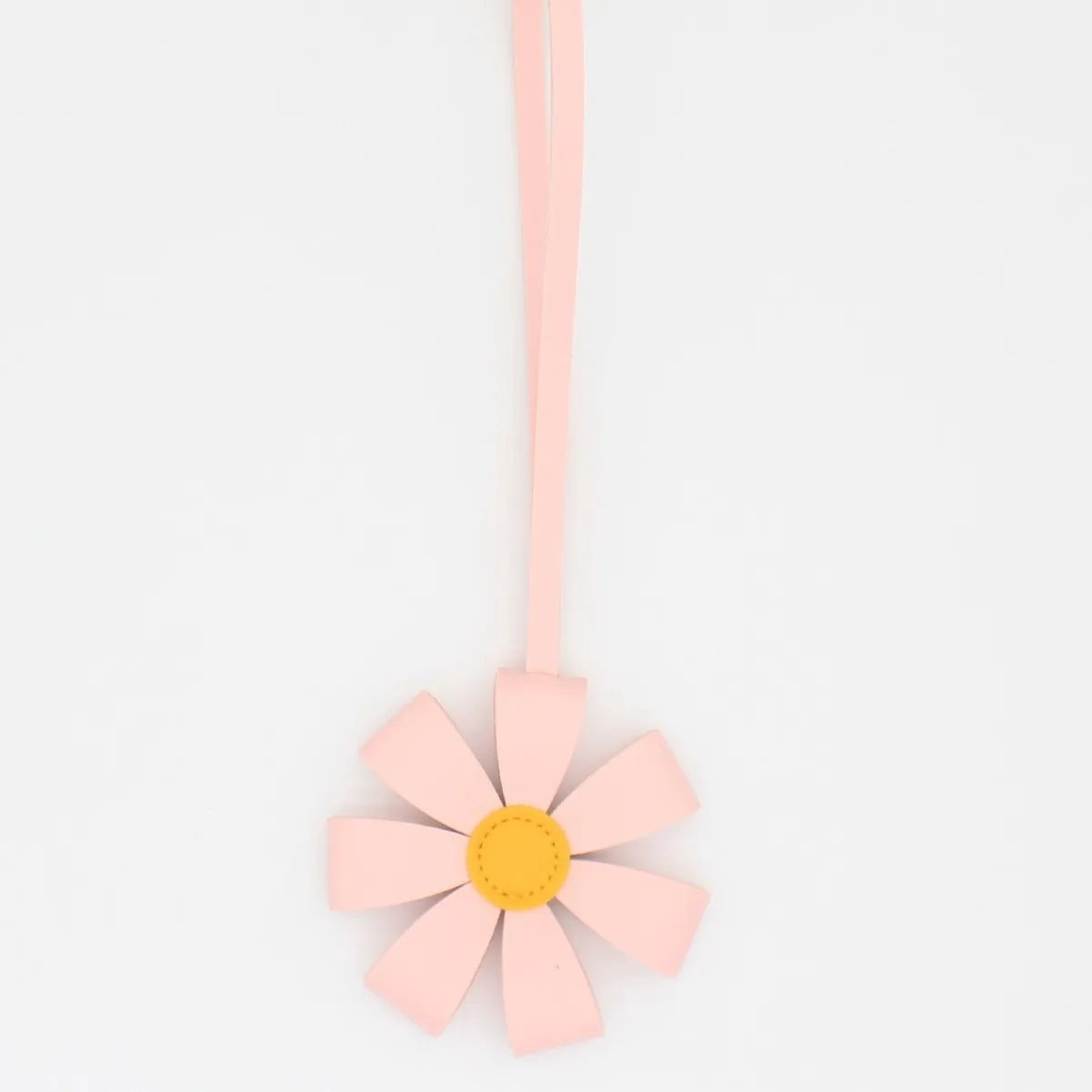 ثلاثي الأبعاد حقيبة سحر أنيق زهرة المفاتيح متعددة البتلة حلقة رئيسية تنوعا حقيبة جلدية ملحق لحقيبة اليد سيارة #6